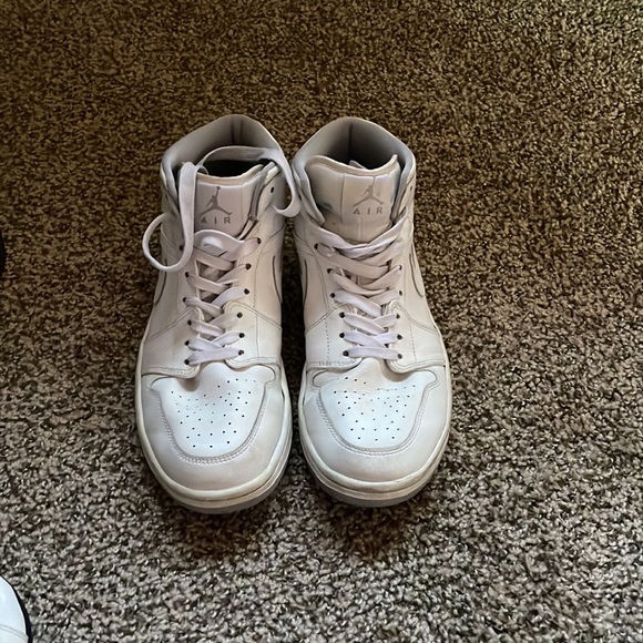 Nike Air Jordan Men’s size 9 - Picture 2 of 5